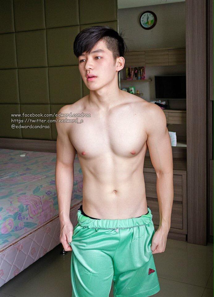 หล่อตั้งแต่เด็กเลยนะ