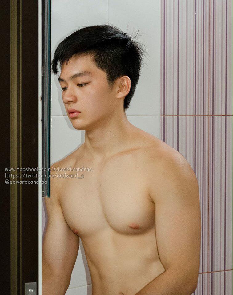 หล่อตั้งแต่เด็กเลยนะ