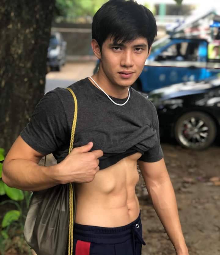 อาตี๋