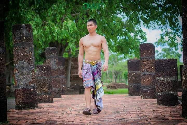 ดีต่อใจ#686น่ารัก..หนุ่มๆในชุดไทยๆ