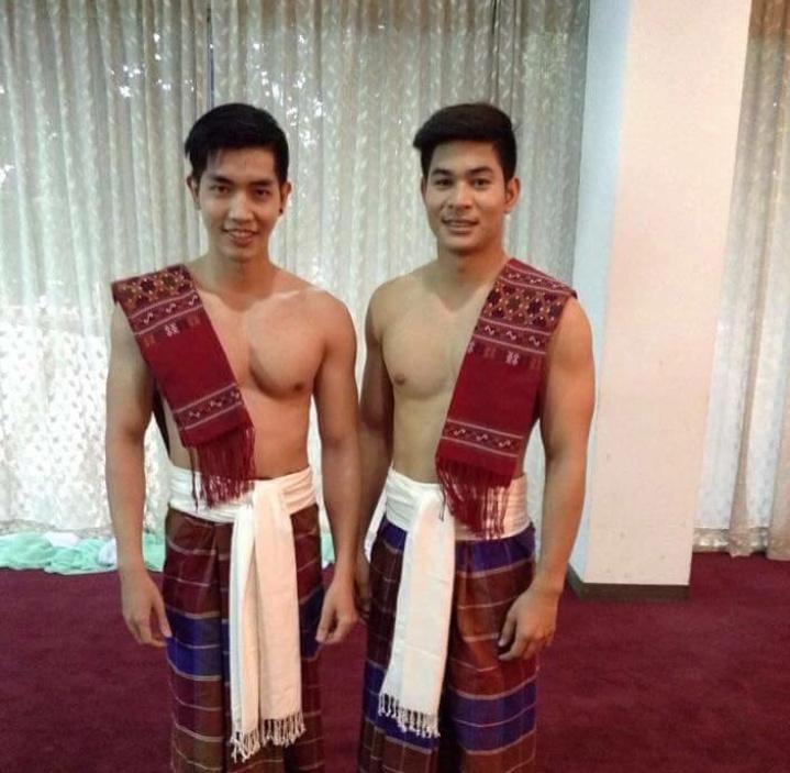 ดีต่อใจ#686น่ารัก..หนุ่มๆในชุดไทยๆ
