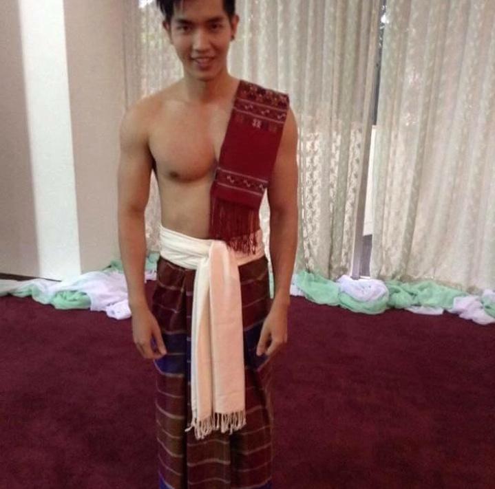 ดีต่อใจ#686น่ารัก..หนุ่มๆในชุดไทยๆ