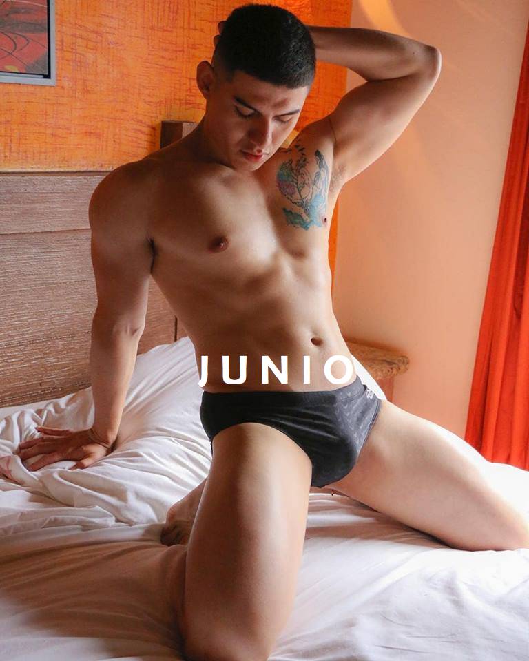 หนุ่มปฏิทิน เกิดเดือนไหนกันบ้างครับ