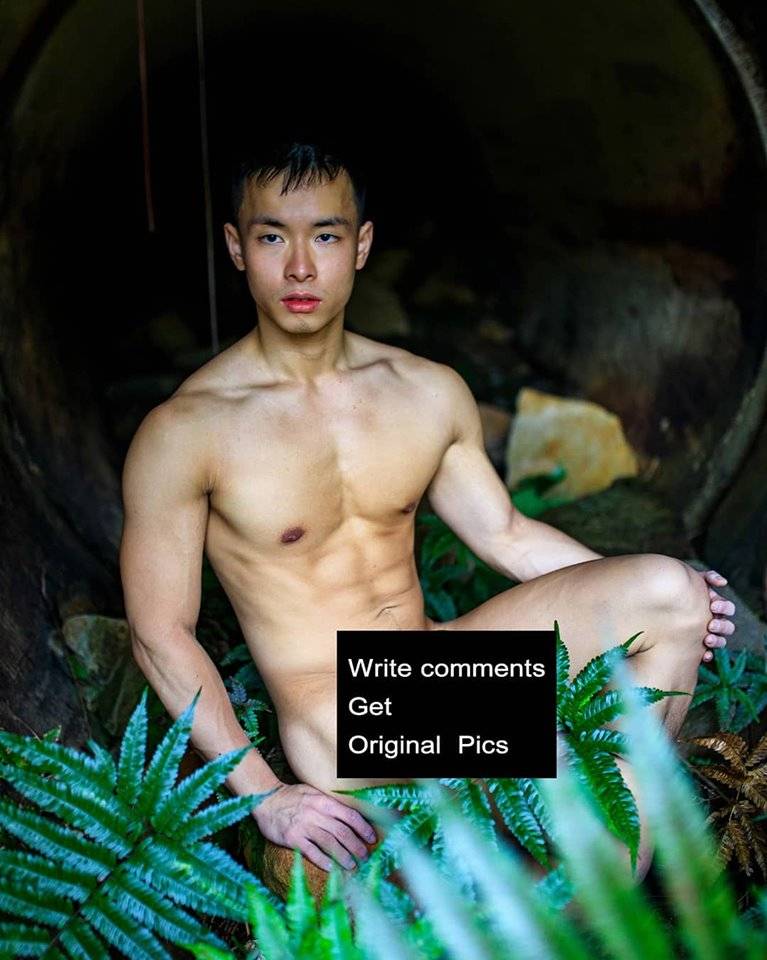 In Wonderland 01 with Vincent