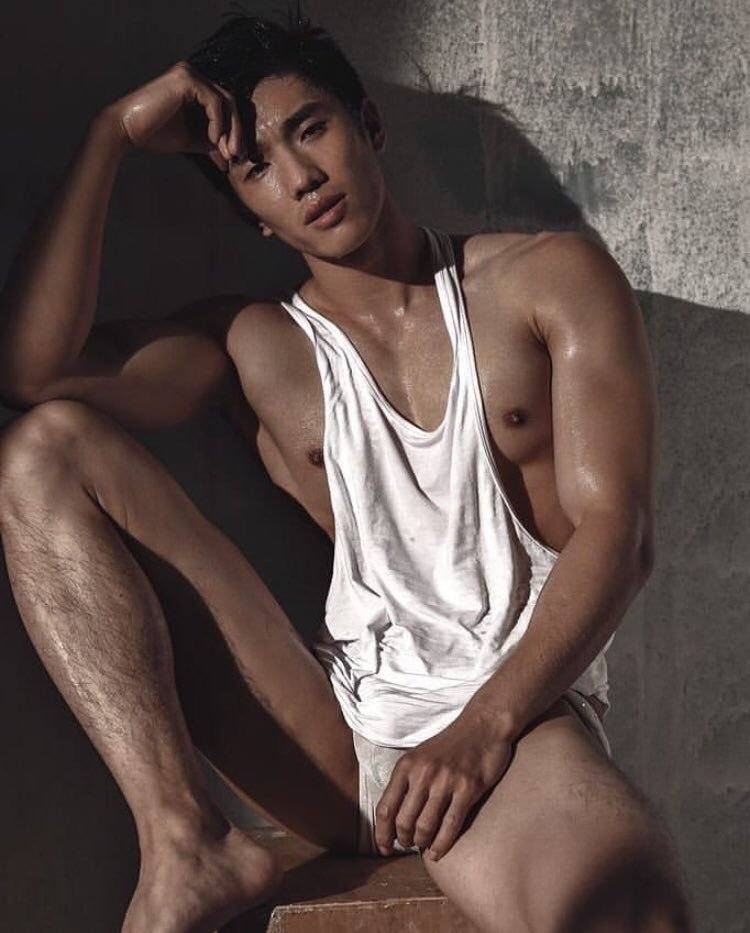 ยืนรอเธออยู่ตรงนี้นะ