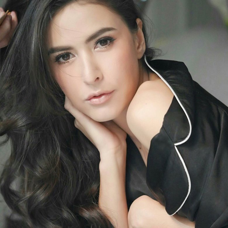 ริต้า ศรีริต้า  เรื่อง​ บ่วง​