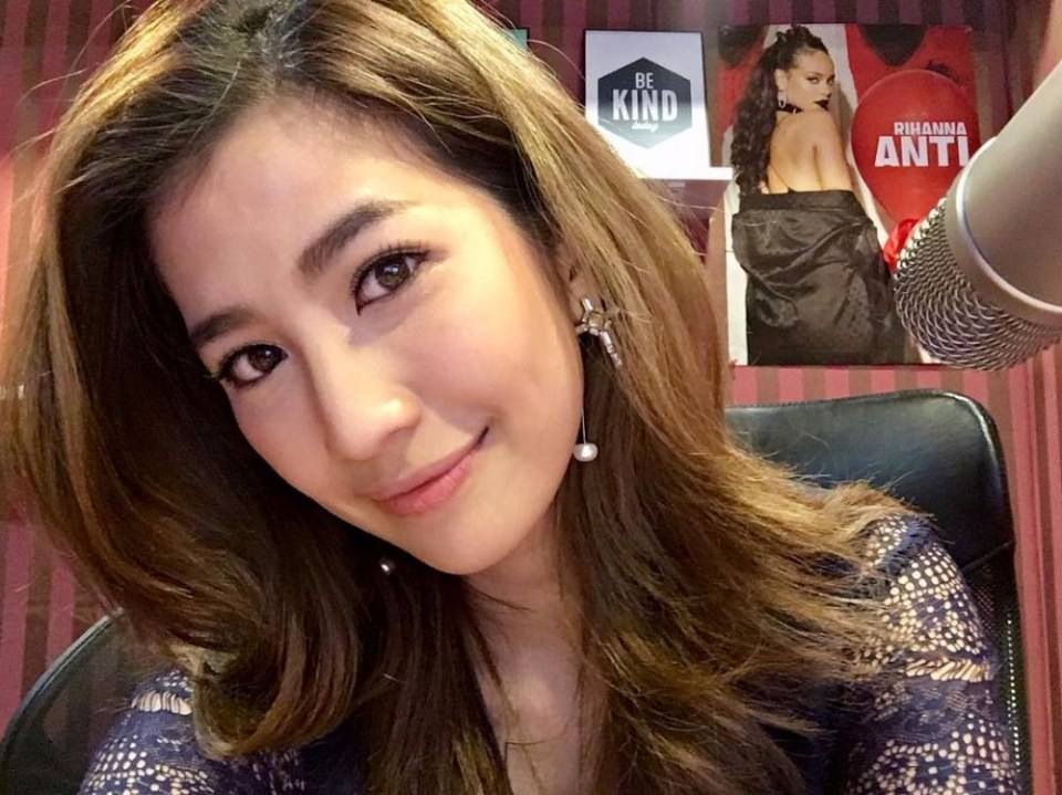 อร​ พัทธ์​ธีรา​ เรื่อง​ ม่านดอกงิ้ว