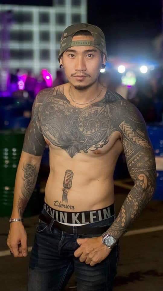 male body 154