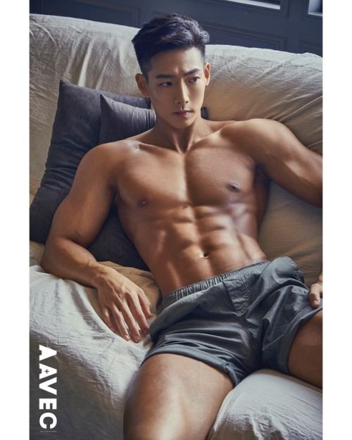 male body 162