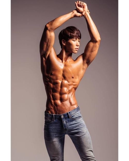male body 162
