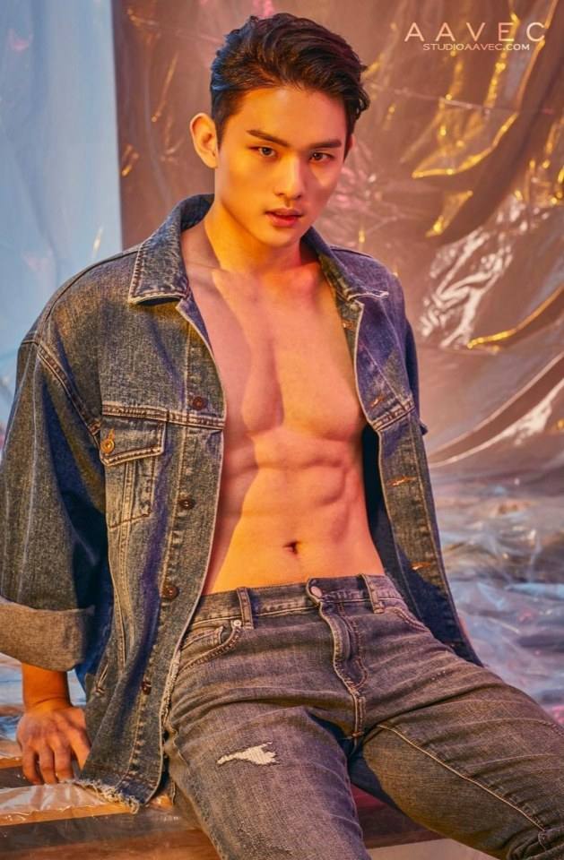 male body 162
