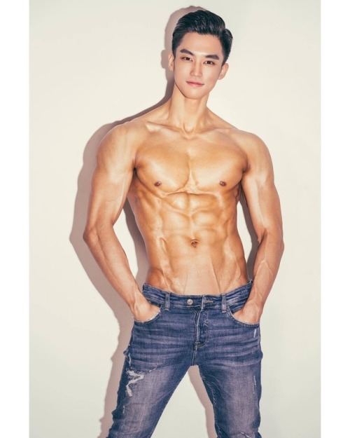 male body 162