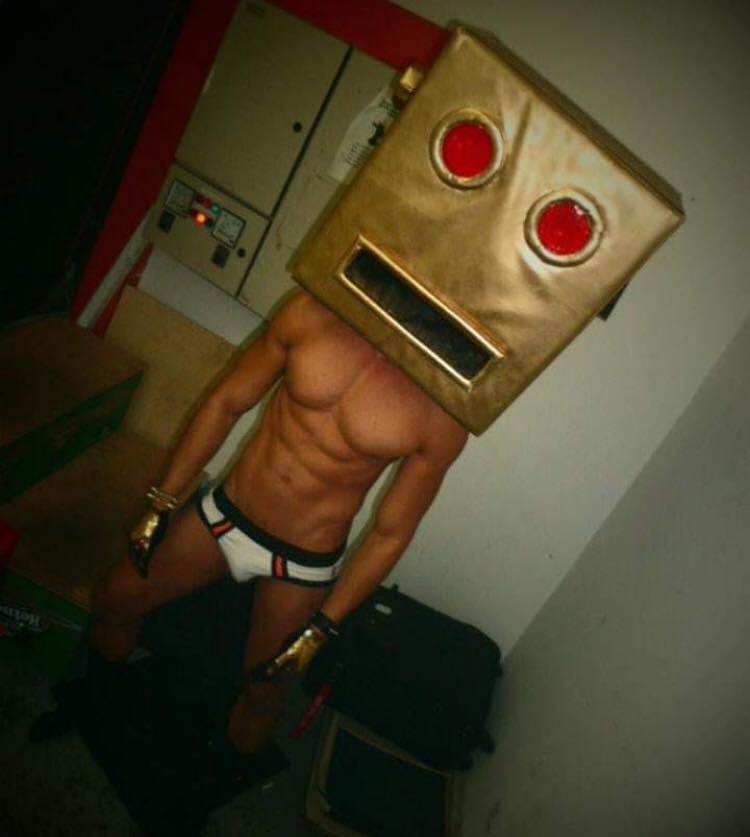 male body 163