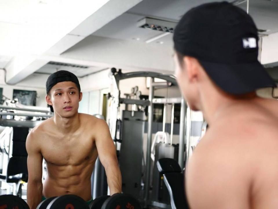 male body 164