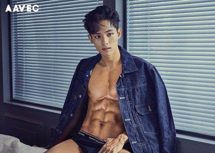 male body 164