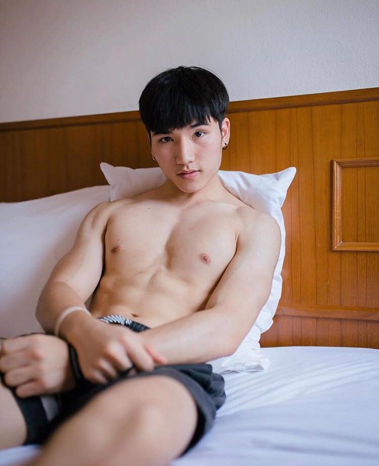 male body 166