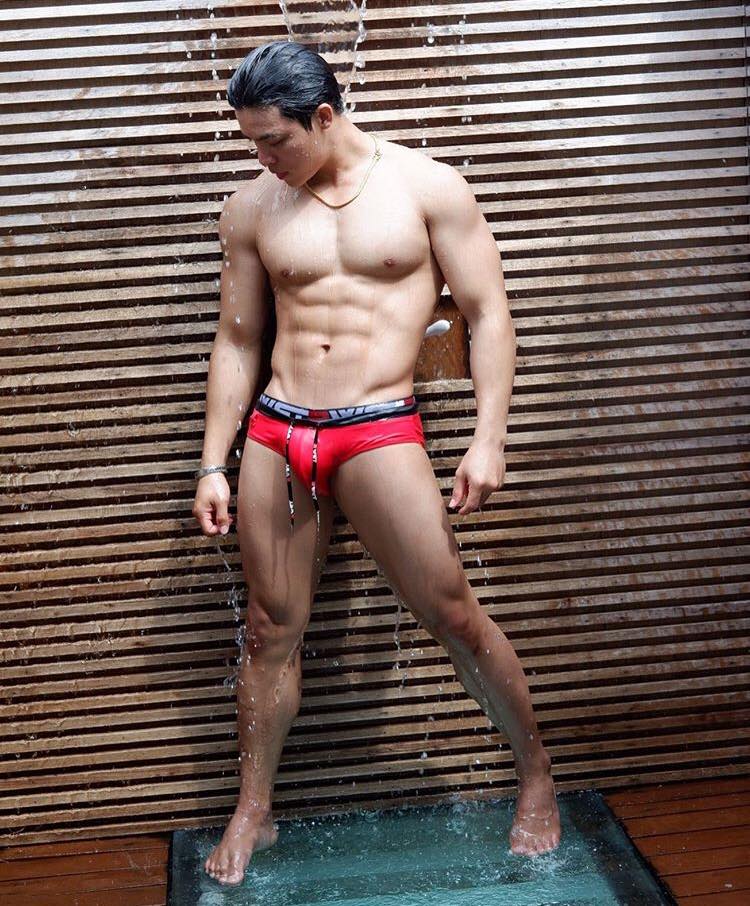 male body 166