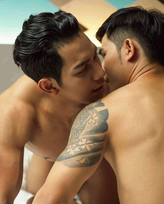 ทำไรกัน