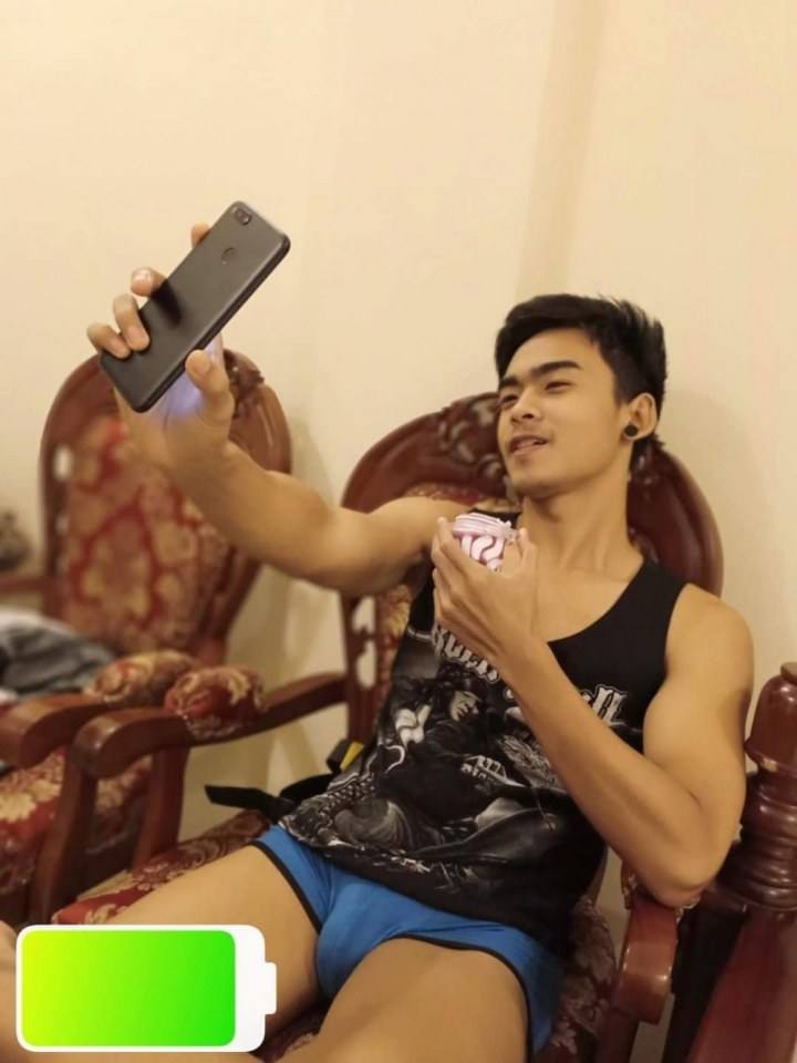 ดีต่อใจ#713หนุ่มพม่า..น่ารัก