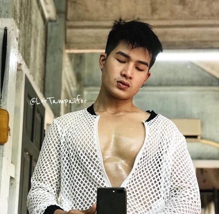 นายแบบพม่า.