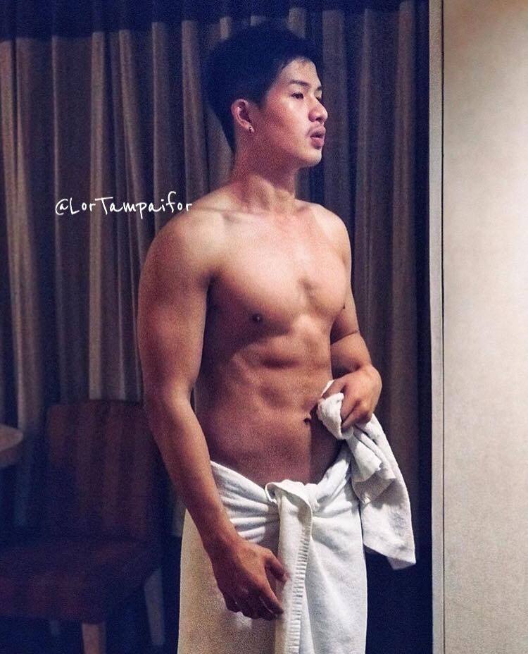 นายแบบพม่า.