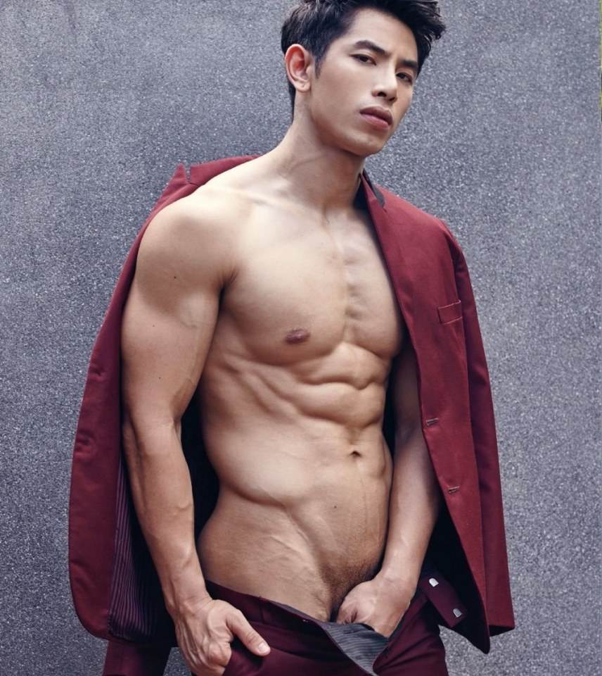 หนุ่มหล่อขึ้นปก 232