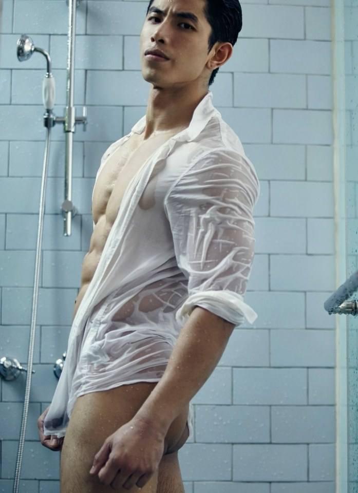 หนุ่มหล่อขึ้นปก 232.1