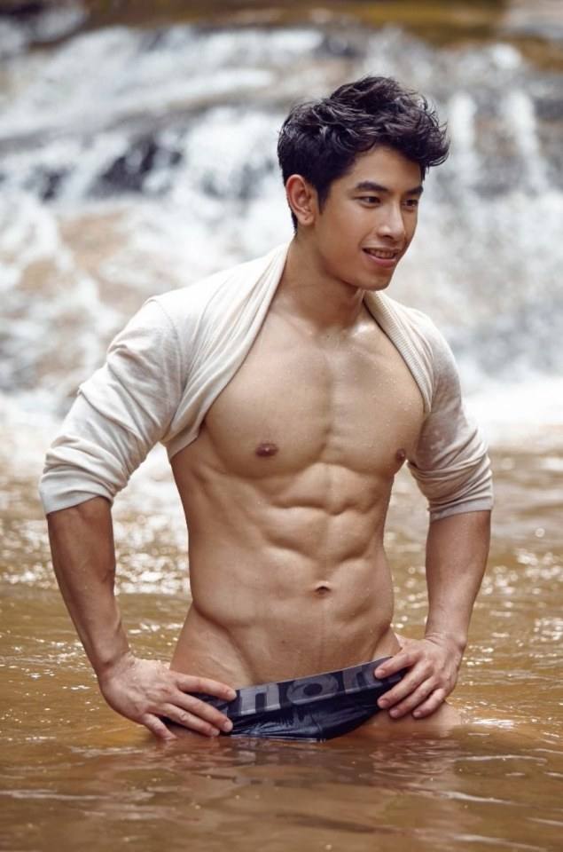 หนุ่มหล่อขึ้นปก 232.1