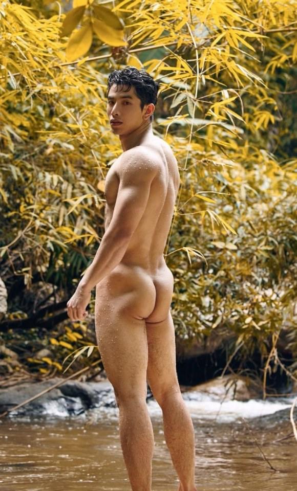 หนุ่มหล่อขึ้นปก 232.1