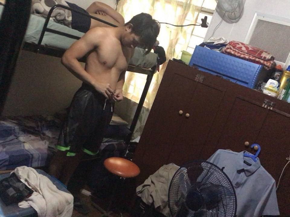 แอบส่องเด็กหอ