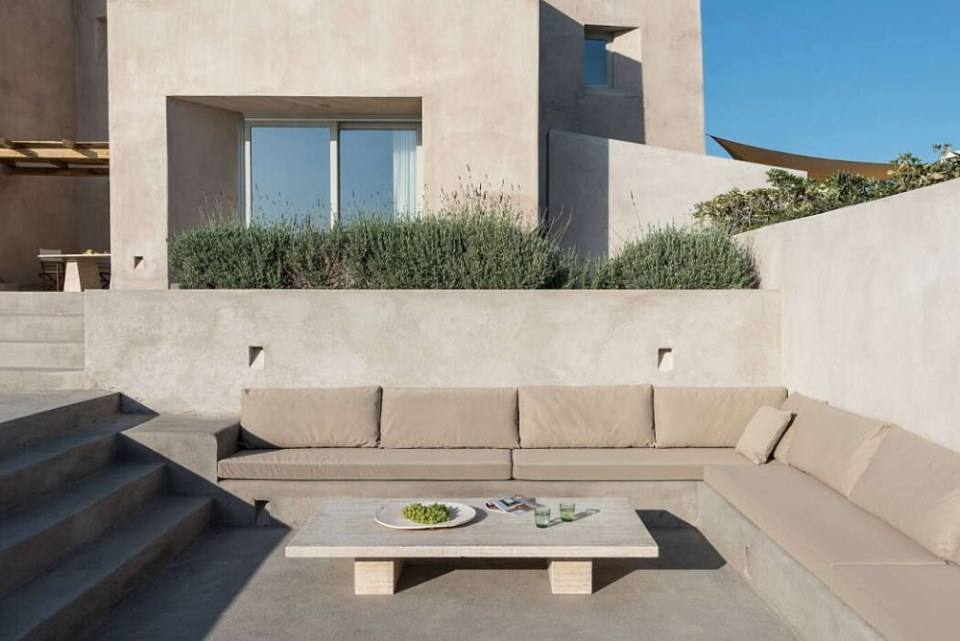 Summer Residence by Kapsimalis Architects