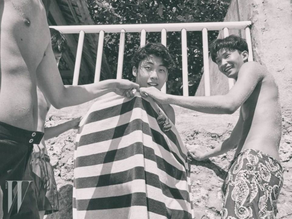 ESteem Models in W korea