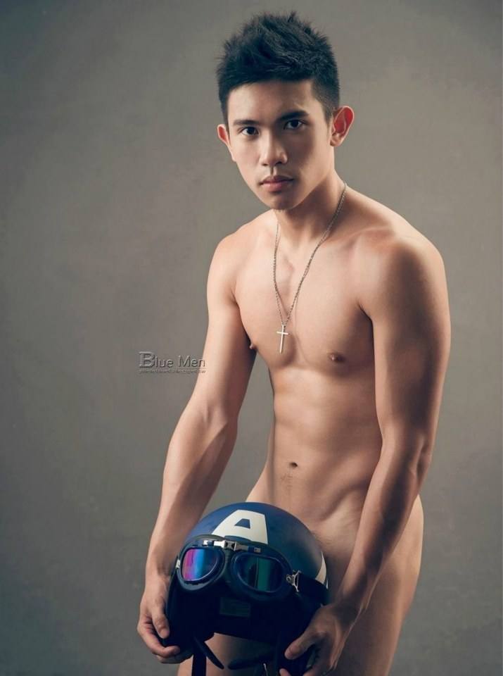 หนุ่มหล่อขึ้นปก 238