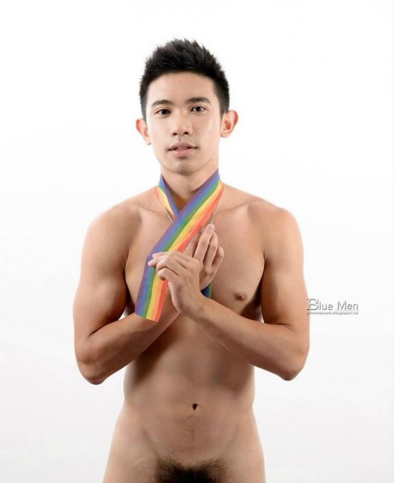 หนุ่มหล่อขึ้นปก 238