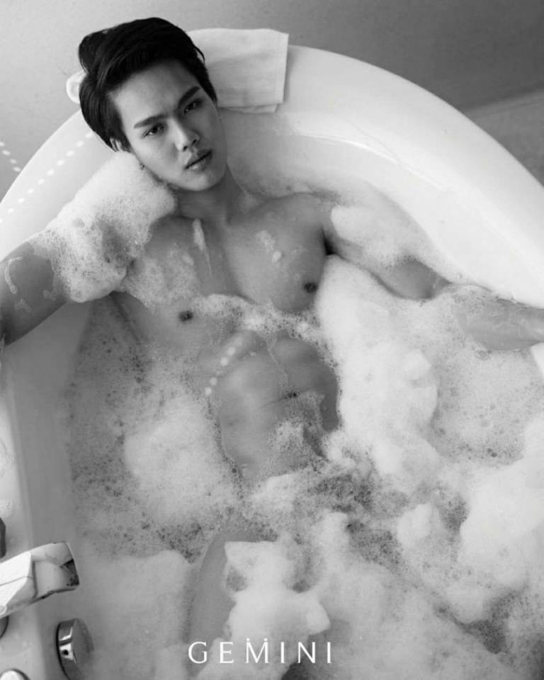 ขาสั่นไปหมดแล้ว