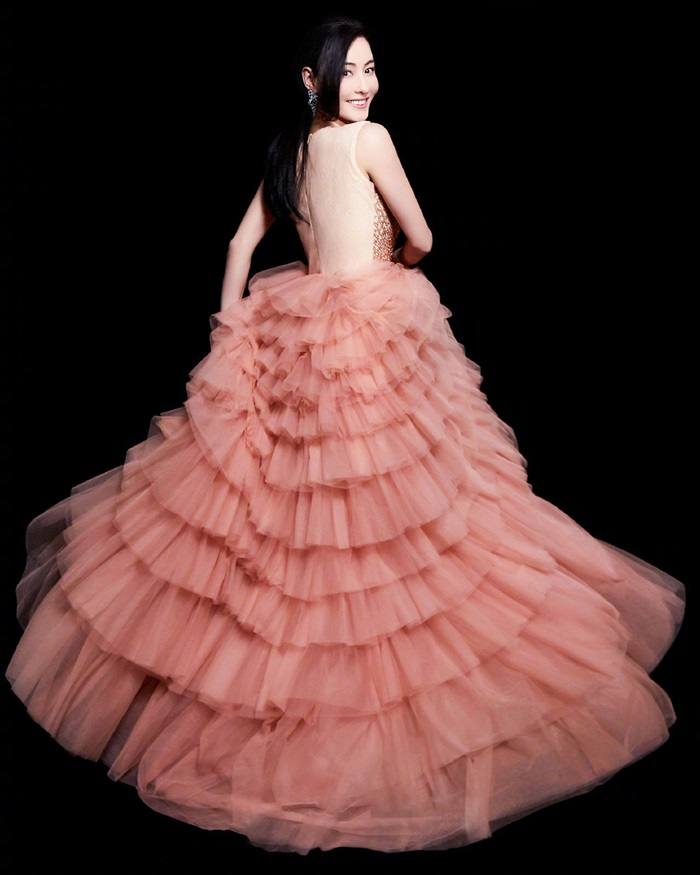 Cecilia Cheung @ Harper&rsquo;s Bazaar Vietnam July 2019