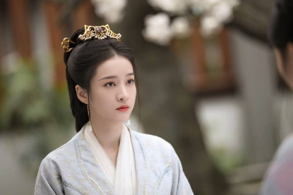 ละคร องค์หญิงผมขาว Princess Silver 《白发》 2018 3