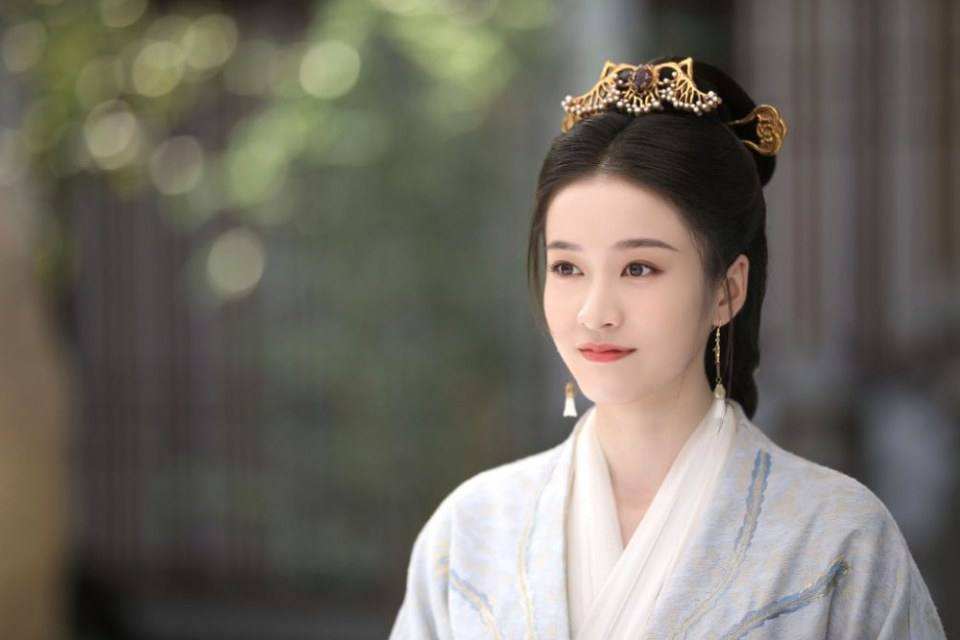 ละคร องค์หญิงผมขาว Princess Silver 《白发》 2018 3