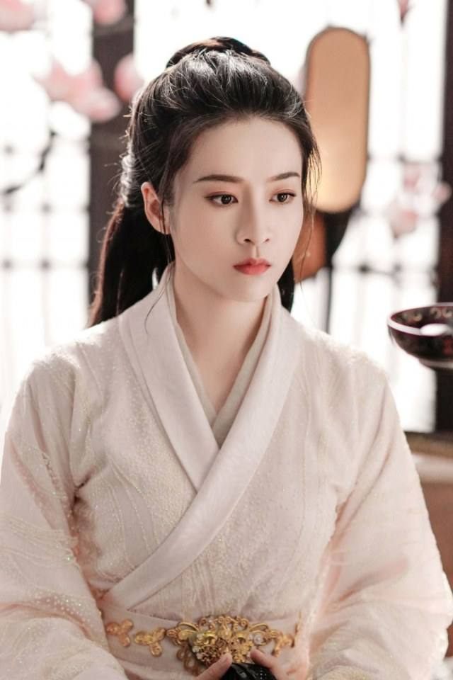 ละคร องค์หญิงผมขาว Princess Silver 《白发》 2018 4