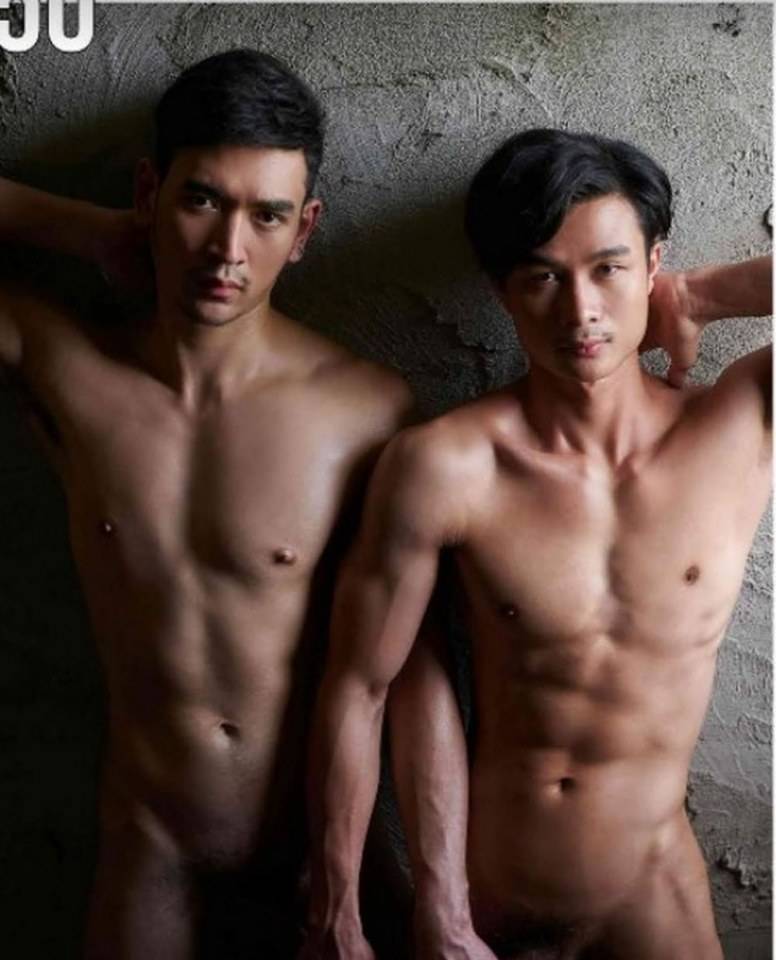 หนุ่มหล่อขึ้นปก 249