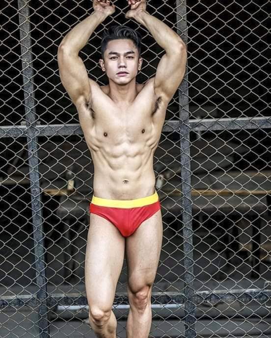Pinoy Hunk