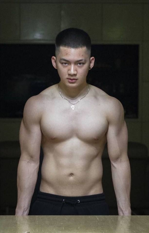 ทะเล้นอ่า  อ๊อกๆ