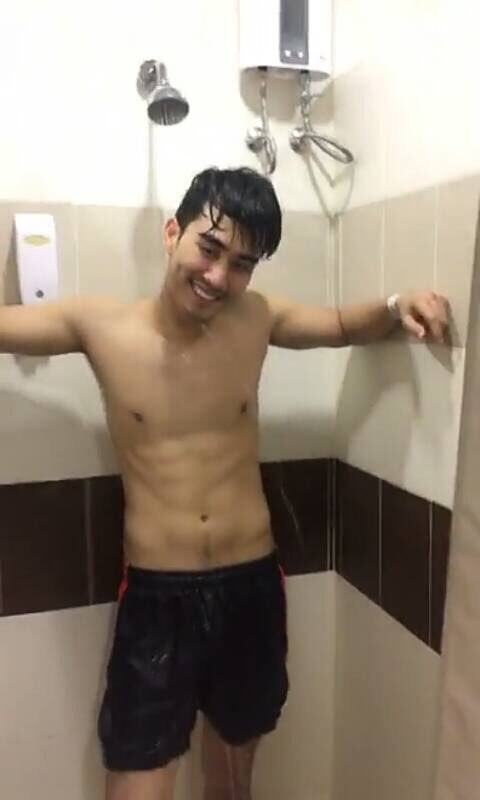 ทะเล้นอ่า  อ๊อกๆ