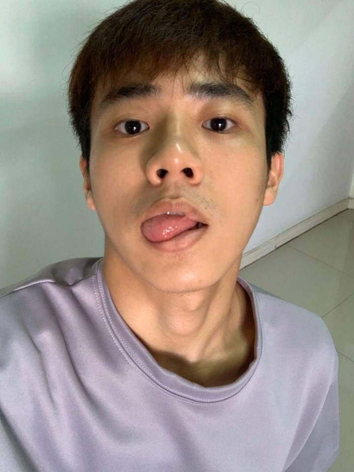 ทะเล้นอ่า  อ๊อกๆ