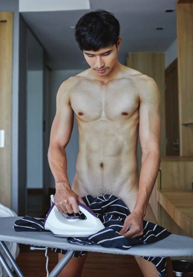 หนุ่มหล่อขึ้นปก 260