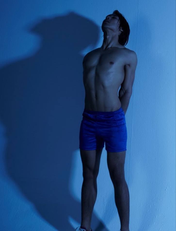 หนุ่มหล่อขึ้นปก 261