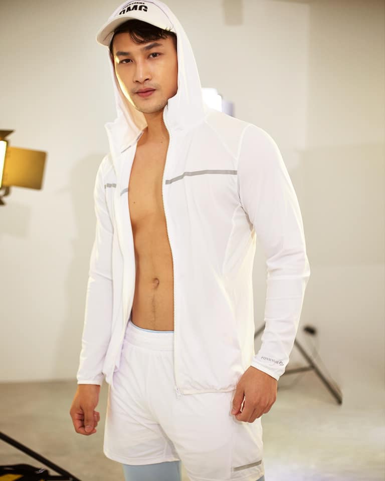 Picpostของฉัน(2019)ปีหมูทอง *v* ใบไม้ที่ปลิดปลิว 02
