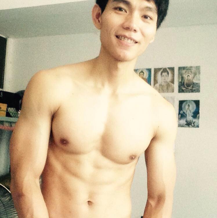 ถอดโชว์เรือนร่าง 2552