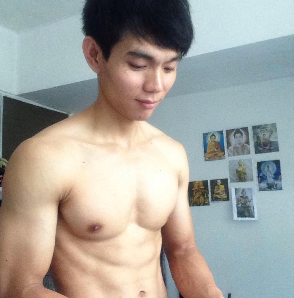 ถอดโชว์เรือนร่าง 2552