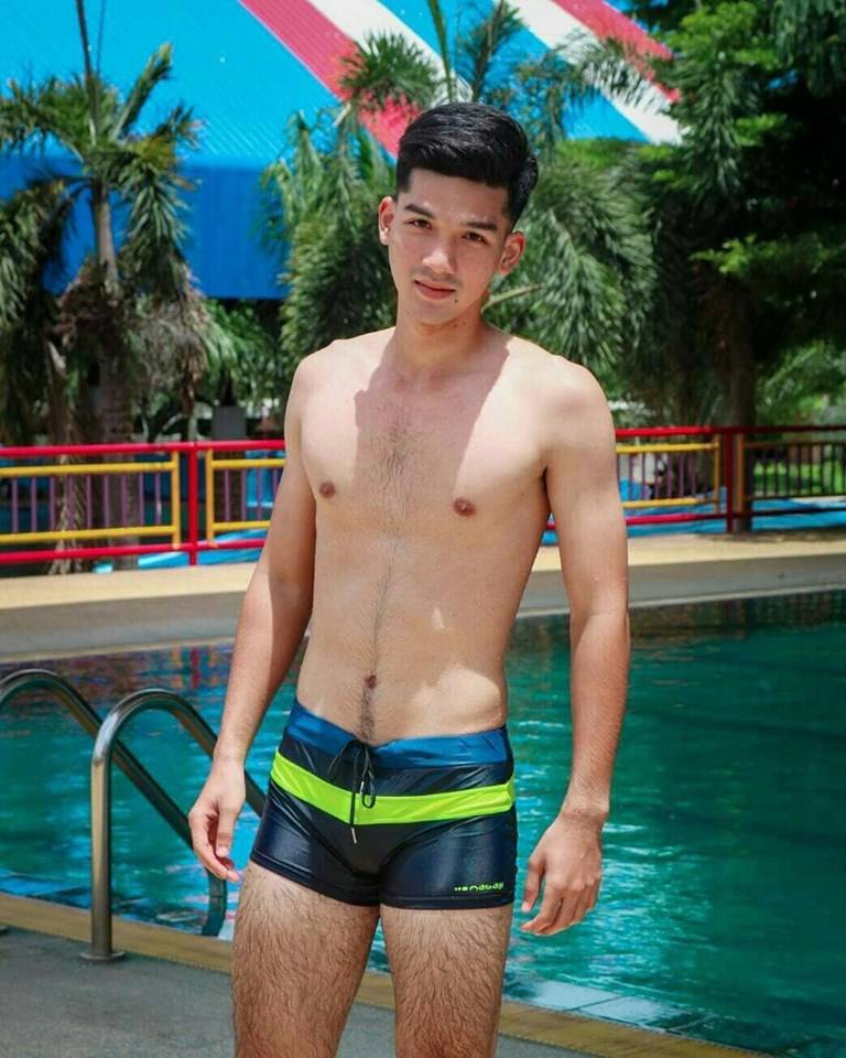 Picpostของฉัน(2019)ปีหมูทอง *v* ใบไม้ที่ปลิดปลิว 04